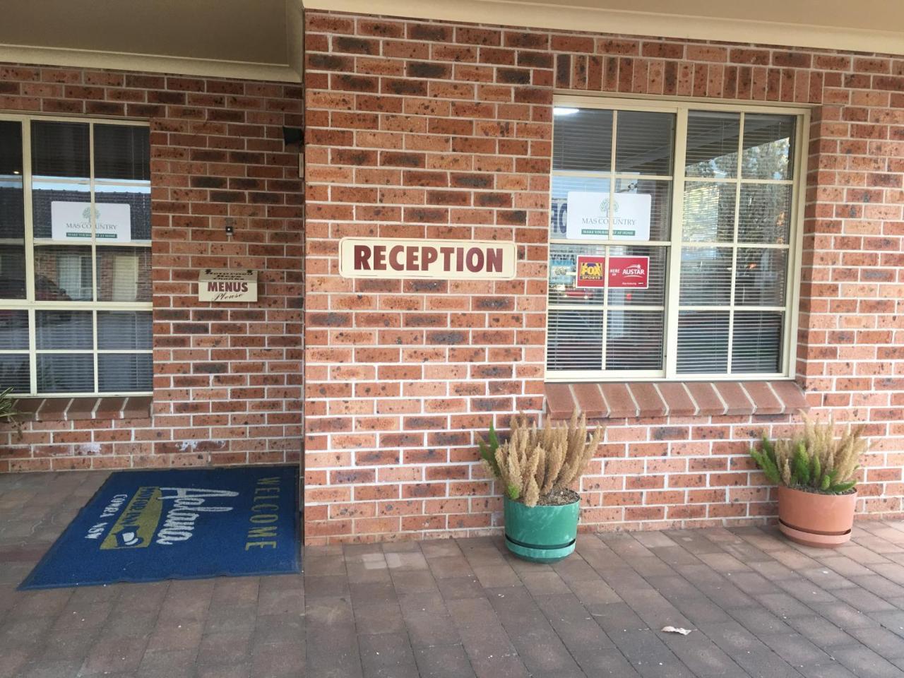 Golden Chain Aalana Motor Inn カウラ エクステリア 写真